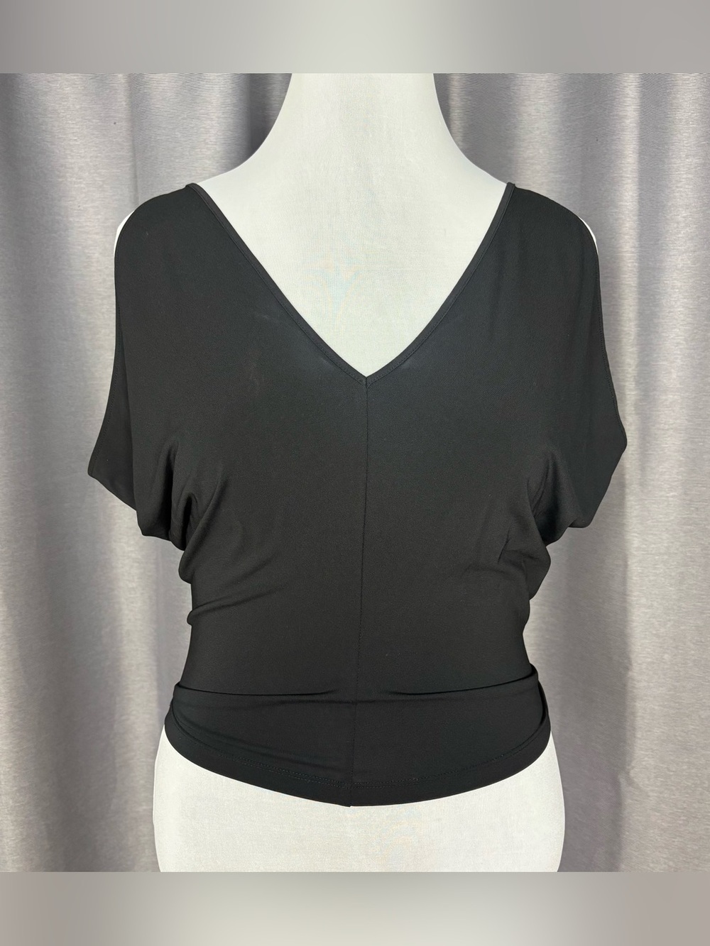 Armani Exchange Black V-Neck Crop Top with Silver Chain M